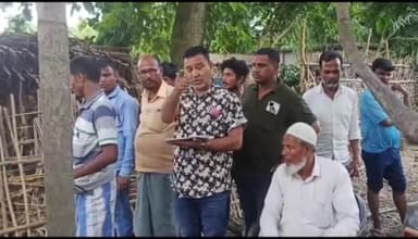 ठाकुरगंज: दल्लेगांव वार्ड न–06 में दो पक्षों के बीच चले रहे वर्षो से जमीनी विवाद को सामाजिक बैठक आयोजित कर किया गया निष्पादन