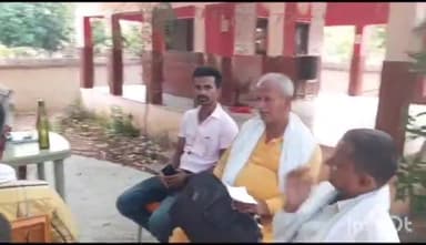 करपी: शहर तेलपा ओपी में आयोजित शांति समिति की बैठक में बकरीद पर्व को शांतिपूर्वक संपन्न करवाने के लिए कई निर्णय लिए गए