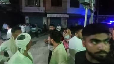 हसनपुर: लुहारी भूड़ के अंदर शादी समारोह में नोकझोंक के बाद युवक ने तहेरे भाई को चाकू घोंपा, हालत गंभीर