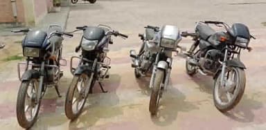 रतिया: पुलिस ने चोरी की 4 मोटरसाइकिल के साथ युवक को गांव कुला ढाणी से किया गिरफ्तार