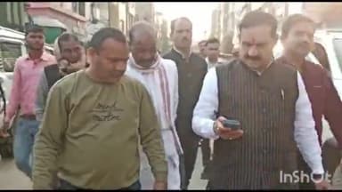 दिवसीय दौरे पर डबरा पहुंचे गृह मंत्री डॉ नरोत्तम मिश्रा स्थानीय कार्यकर्ताओं व आमजन से मिले
