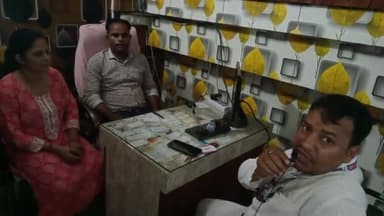 पटना में यह सेंटर ग़रीब लोग आते है ,रुपये कम है फिर भी टेस्ट व जांच करके भेजते है।