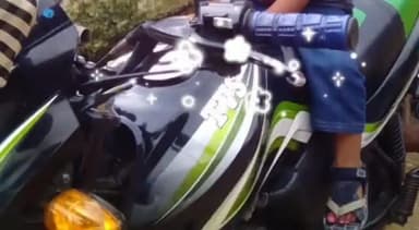 हटा: भिलोनी गांव में चोरी हुई बाइक, सोशल मीडिया के माध्यम से तलाश जारी