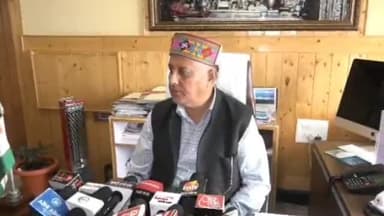 शिमला शहरी: मानसून की तैयारियों को लेकर की बैठक, पर्यटकों से एहतियात बरतने का किया गया आग्रह: प्रधान सचिव ओंकार शर्मा