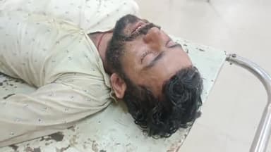 मथुरा: नए बस स्टैंड मथुरा के समीप अचेत अवस्था में मिला 22 वर्षीय युवक, पुलिस ने अस्पताल में कराया भर्ती