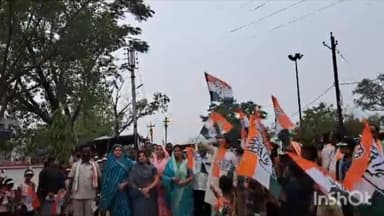 बेमेतरा: वार्ड 6 में पार्षद उपचुनाव के मद्देनजर कांग्रेस प्रत्याशी के पक्ष में नगरपालिका अध्यक्ष शकुंतला साहू ने किया जनसंपर्क