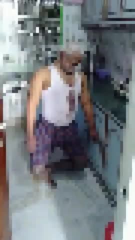 कानपुर: शास्त्रीनगर में संदिग्ध परिस्थितियों में 1 व्यक्ति ने फांसी लगाकर की आत्महत्या, शव पोस्टमार्टम के लिए भेजा गया