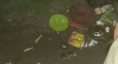 कानपुर: साढ़ के बिरहर में तेज रफ्तार बाइक सवार ने चाट का ठेला लेकर घर जा रहे युवक को मारी जोरदार टक्कर