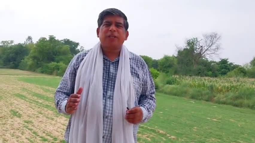 #कादरगंज गंगा के पुल के पास टूटी हुई सड़क की मरम्मत का काम शुरु हो गया है। परसों इस सड़क की मरम्मत की मांग हमने उठाई थी। मैं कासगंज PWD विभाग को धन्यवाद देता हूं कि उन्होंने हमारी मांग का तुरंत संज्ञान लिया और इस सड़क की मरम्मत शुरू कर दी।