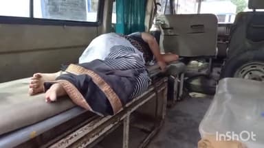 सिमरिया टेकरी गांव के पास अज्ञात वाहन ने बाइक सवार दंपत्ति को मारी टक्कर, घायल दंपत्ति को ग्वालियर किया गया रेफर