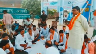 बिलासपुर: केमरी नगर पंचायत कार्यालय में उत्तर प्रदेशीय सफाई मज़दूर संघ के सम्मेलन का आयोजन, कुलदीप अध्यक्ष व राजेश बनाए गए सचिव