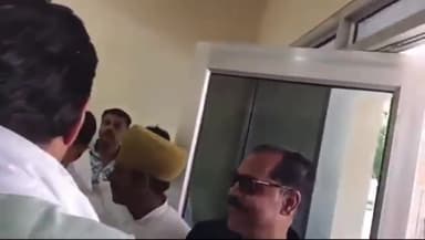 ERCP बना दुगा 46हज़ार करोड़ दूगा बस राज बना दो
ERCPअटकाने वाले आज साफ कह रहे है कि इनको बस सत्ता चाहिए,जनता से मतलब नही