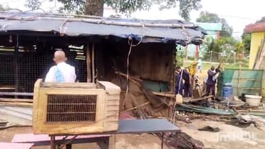 बतौली: बतौली क्षेत्र के शांतिपारा में वर्षों से शासकीय जमीन पर संचालित होटल को हटाया गया राजस्व पुलिस विभाग की टीम रही उपस्थित