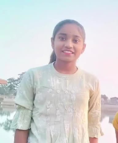 तिल्दा: बेल्दार सिवनी निवासी छात्रा कानवोदय विद्यालय में चयन, जनप्रतिनिधियों सहित परिवार ने दी बधाई