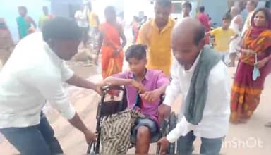 जहानाबाद: वेन मखदुमपुर के पास टेंपो पलटने से करीब 10 लोग हुए घायल, गंभीर घायल 2 लोगों को लाया गया सदर अस्पताल