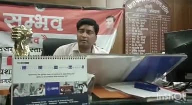 बरेली: रामपुर गार्डन स्थित बिजली विभाग के अधिशासी अभियंता कार्यालय में संभव दिवस के तहत सुनी गईं समस्याएं