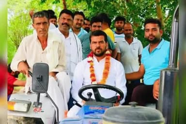 किशनगढ़ बास: राम यादव जी ने कोटकासिम के अंतर्गत गाँव नांगल सालिया में आयोजित क्रिकेट प्रतियोगिता में शिरकत की
#ram_yadav