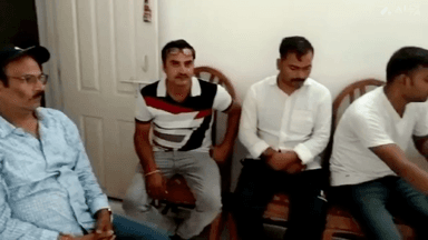 सिंगरौली: नौडीहवा चौकी में ₹10 हजार की रिश्वत लेते हुए 2 आरक्षकों को रीवा लोकायुक्त ने रंगे हाथों किया गिरफ्तार