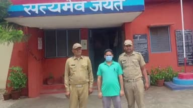 लालढांग: श्यामपुर पुलिस ने न्यायालय से वांछित चल रहे एक वारंटी अभियुक्त को किया गिरफ़्तार