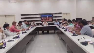 हरिद्वार: ज़िलाधिकारी की अध्यक्षता में आगामी 4 जुलाई से प्रारंभ होने वाले कांवड़ मेले की तैयारियों के संबंध में हुई बैठक