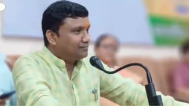 गुनौर: पवई में हॉकी खिलाड़ी का पन्ना जिले के प्रभारी मंत्री रामकिशोर कावरे ने किया सम्मान