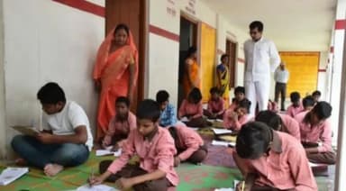 सिहोरा: एकीकृत शा यशोदा बाई वि मेबारिश से परीक्षा प्रभावित पांचवी आठवीं की बोर्ड की पूरक 82 परीक्षार्थी परीक्षा देने नहीं पहुंचे