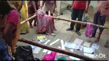 बांदा: ग्राम भरखरी में अज्ञात चोरों ने एक घर में की हजारों की चोरी