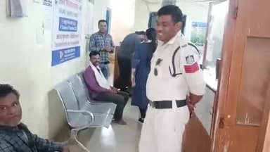 रायसेन: दीवानगंज पुलिस ने किया क्षेत्र के बैंकों का निरीक्षण, ग्राहकों को दी समझाइश