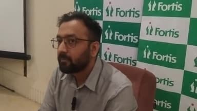 फोर्टिस हॉस्पिटल मोहाली से आए डा रोहित डढवाल में बताया निजी अंगों मे किसी भी शुरुआती लक्षणों को नजरअंदाज ना करें महिलाएं