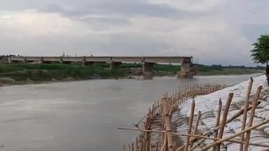 अमौर: रसेली घाट,
काम बोलता है, ओवैसी का नाम बोलता है।
@asadowaisi @aimim_national