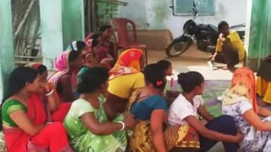 गोड्डा: रंगमटिया गाँव में सामुदायिक स्वास्थ्य केंद्र गोड्डा के द्वारा गंभीर बीमारियों को लेकर ग्रामीणों को किया गया जागरूक