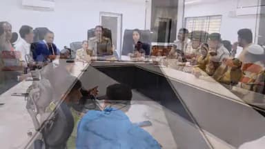 बेमेतरा: बेमेतरा में एसडीएम सुरुचि सिंह  ने ली शांति समिति की बैठक