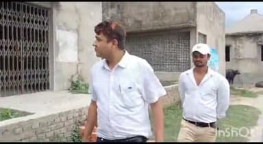 मधवापुर: उत्तरा पंचायत में DPRO शैलेंद्र कुमार ने की विभिन्न विकासात्मक योजनाओं की जांच, मिली कई गड़बड़ियां
