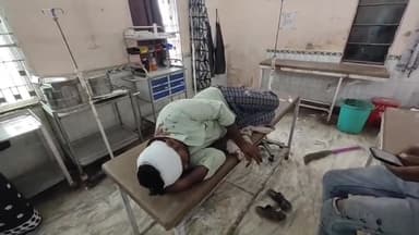 गोपालगंज: बसडीला के पास सड़क दुर्घटना में बाइक सवार युवक हुआ घायल, इलाज के लिए सदर अस्पताल में भर्ती