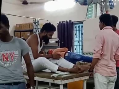 गोपालगंज: भीएम फील्ड के पास सड़क दुर्घटना में बाइक सवार युवक हुआ घायल, सदर अस्पताल में भर्ती