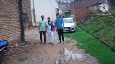 मौदहा: कस्बाकेउपरौसमें पूर्व जिलाध्यक्ष नेभीम आर्मीचीफ को  सुरक्षा , हमलावरोंकी गिरफ्तारी नहींहोनेपर लॉएंड ऑर्डर तोड़नेकीधमकी दी