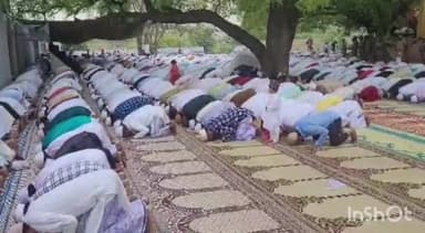 अति संवेदनशील लाट सरैया स्थित लाट मस्जिद में बकरीद की नमाज हुई संपन्न, पुलिस कमिश्नर खुद रहे मौजूद