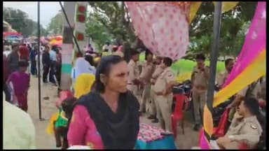 बलरामपुर: मथुरा बाजार के दरगाह परिसर में शांतिपूर्ण तरीके से संपन्न हुई ईद-उल-अजहा की नमाज, पुलिस भी रही  मुस्तैद