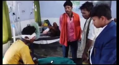 बेगूसराय: बरौनी के पास अचानक बाइक फिसलने से 2 बाइक सवार हुए घायल, दोनों घायल सदर अस्पताल में भर्ती