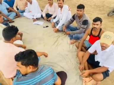 करपी: करपी बाजार में नवयुवक कांवड़िया संघ की हुई बैठक, कमेटी का किया गया पुनर्गठन