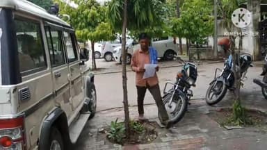 मौदहा: लरोंद में भाई उसके पुत्रों की गुंडई से परिवार झोपड़ी में रहने को मजबूर, बेटी का अपहरण कर हत्या की दे रहे धमकी