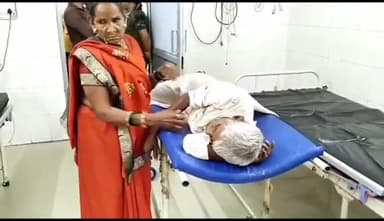 इटावा: परशुपुरा के पास हाइवे पर वाहन के इंतजार में खड़े 70 वर्षीय वृद्ध को बाइक सवार ने मारी टक्कर, पुलिस ने पहुचाया अस्पताल