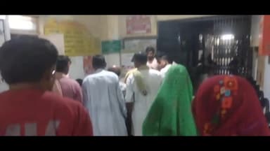 इकौना: टेढ़वा बरगद के पास बाइक सवार अंतरित होकर गिरा हुआ घायल