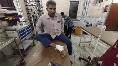 गोपालगंज: बरौली गांव में चारा मशीन की चपेट में आने से अधेड़ हुआ घायल, इलाज हेतु सदर अस्पताल में किया गया भर्ती