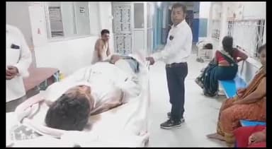 बेगूसराय: बेगूसराय के तेघरा के पास सड़क दुर्घटना में एक युवक हुए गंभीर रूप से घायल।