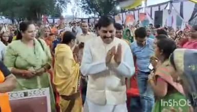 प्रदेश के उच्च शिक्षा मंत्री और सांसद की मौजूदगी मे मक्सी रोड पवासा में भाजपा के लाभार्थियों का हुआ सम्मेलन