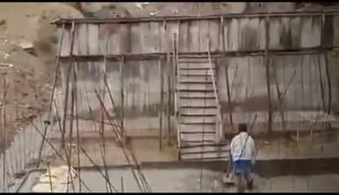 सिंगरौली: बनौली टूटी पुलिया का अभी तक नहीं हुआ निर्माण, निरीक्षण करने पहुंचे नगर निगम अध्यक्ष व वार्ड पार्षद