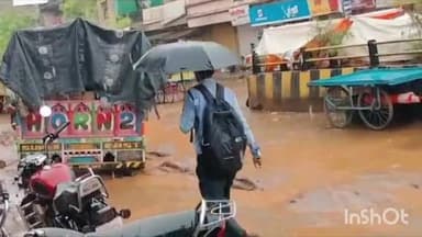 गुना नगर: नगर में सीवर लाइन की खुदाई से जनता परेशान, प्रतिदिन गड्ढों में फंस रहे वाहन