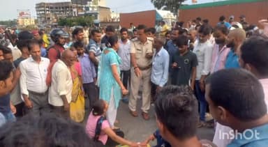 मुशहरी: मझौलिया चौक के समीप सड़क दुर्घटना में रिटायर्ड शिक्षिका की हुई मौत