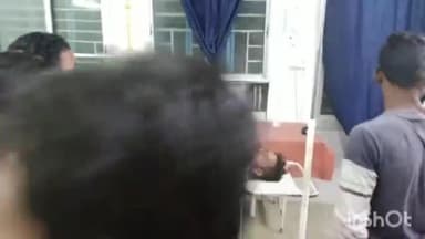 जमुई: जवाहर हाई स्कूल के पास  ई-रिक्शा और बाइक के बीच हुई टक्कर में ई-रिक्शा चालक हुआ घायल,सदर अस्पताल में भर्ती